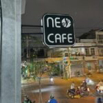 biển vẫy quảng cáo vuông