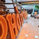 chữ alu led cắm mặt