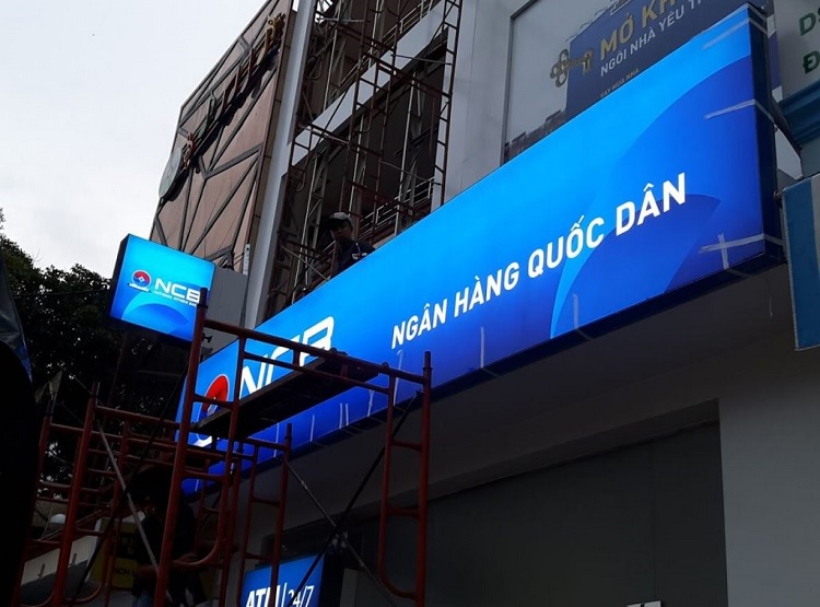 bảng hiệu quảng cáo hộp đèn